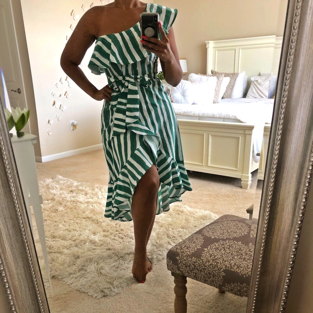 💚Fashion Nova New Dress 💚
